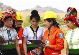 ສ້າງເງື່ອນໄຂເພື່ອໃຫ້ແມ່ຍິງພັດທະນາ ແລະ ອຸທິດສ່ວນ